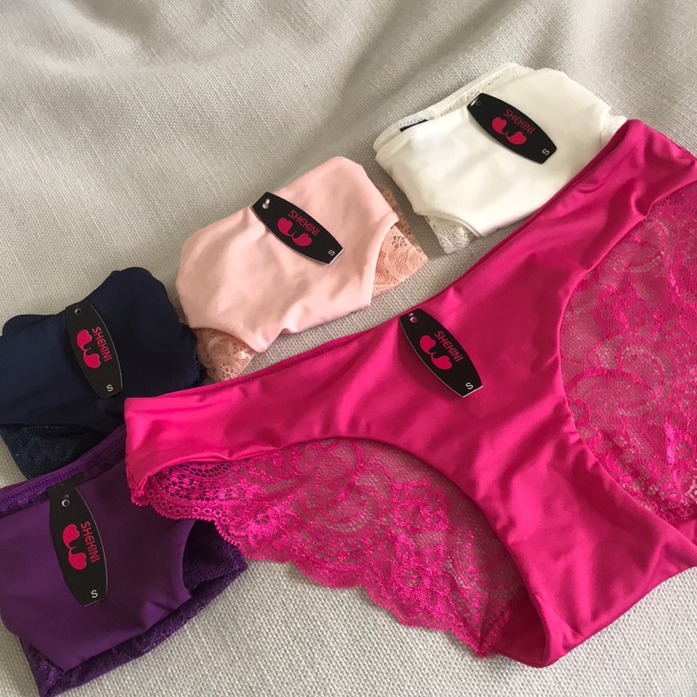 Bikini panties